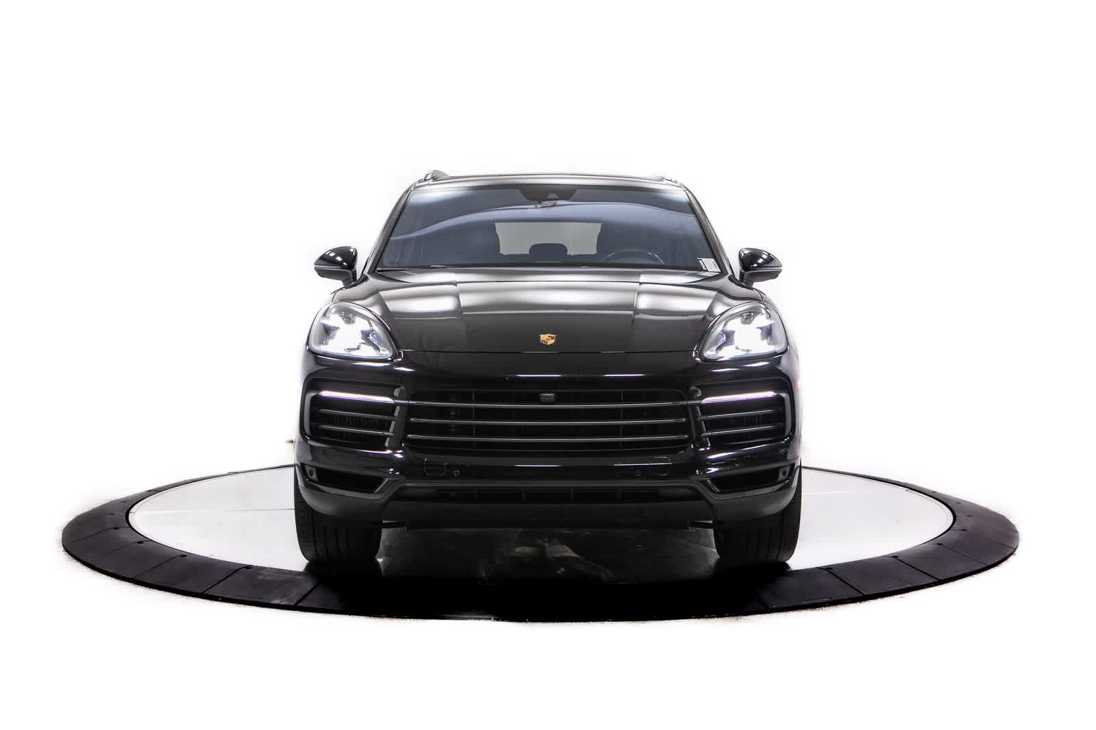 Thumbnail: 2023 Porsche Cayenne - 10