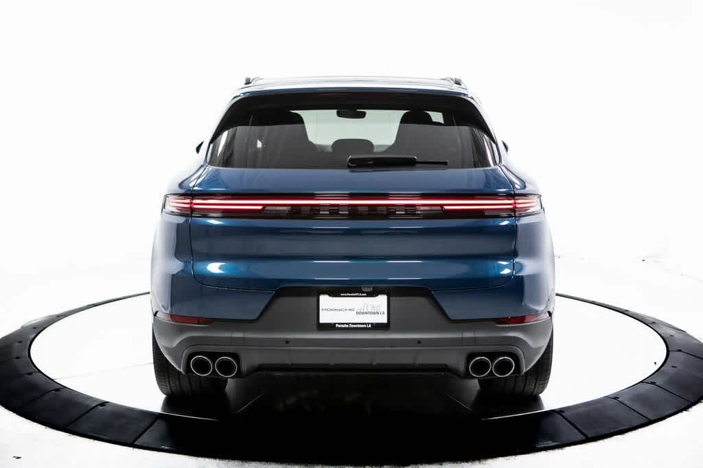 Thumbnail: 2024 Porsche Cayenne - 6