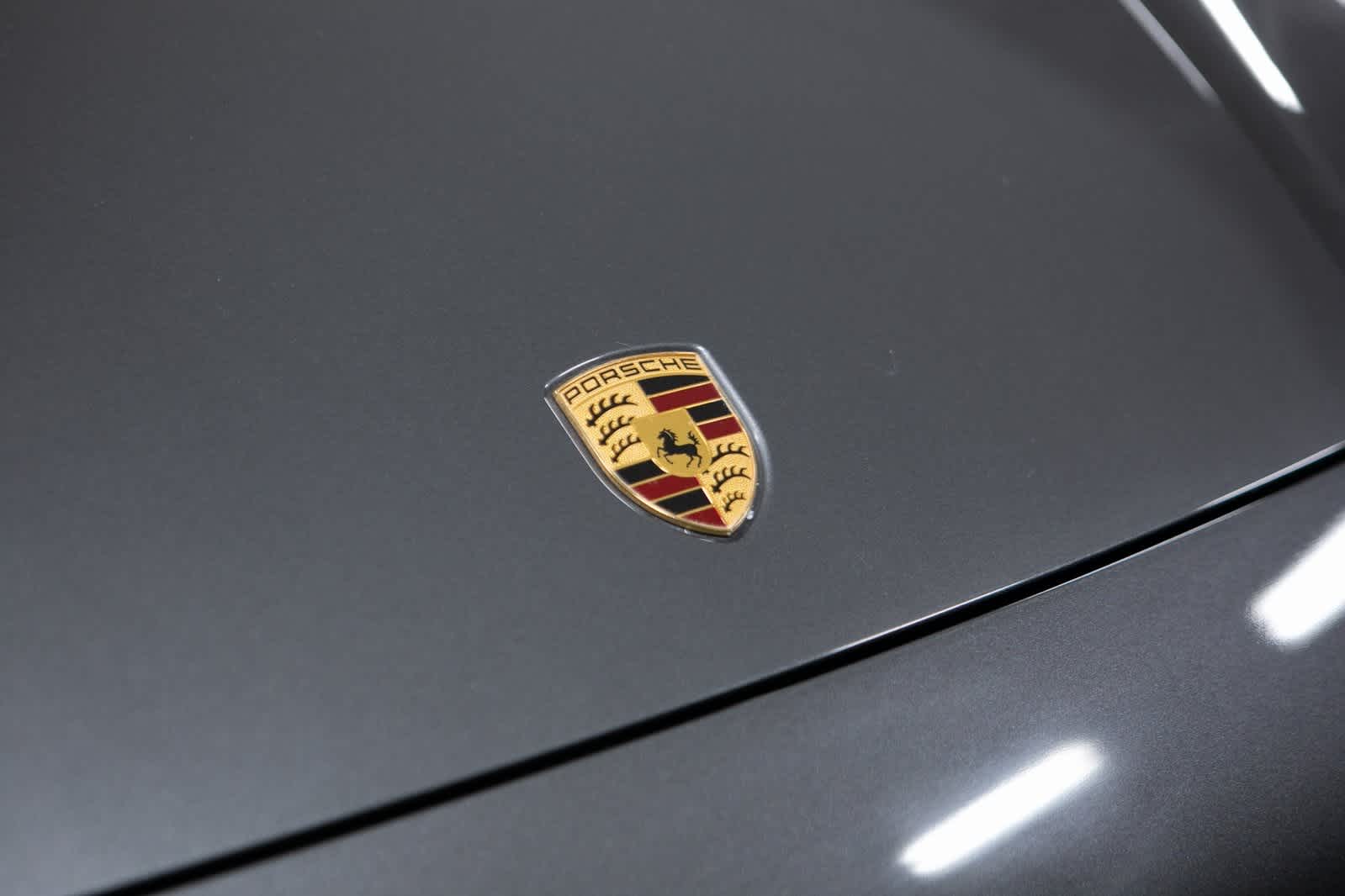 Thumbnail: 2022 Porsche Cayenne - 33