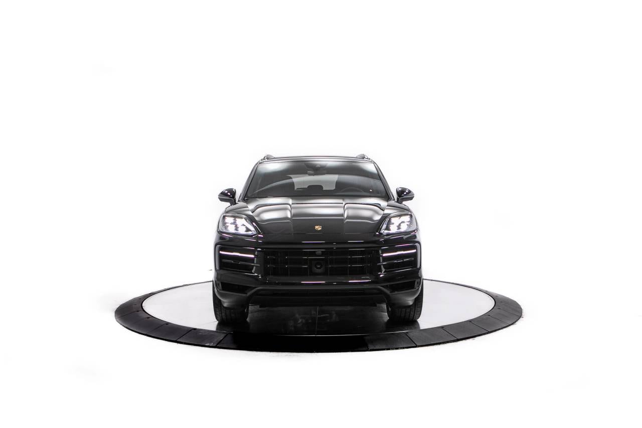 Thumbnail: 2026 Porsche Cayenne - 10