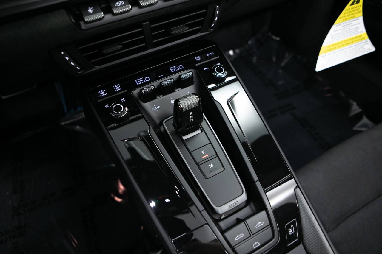 Thumbnail: 2026 Porsche 911 - 28