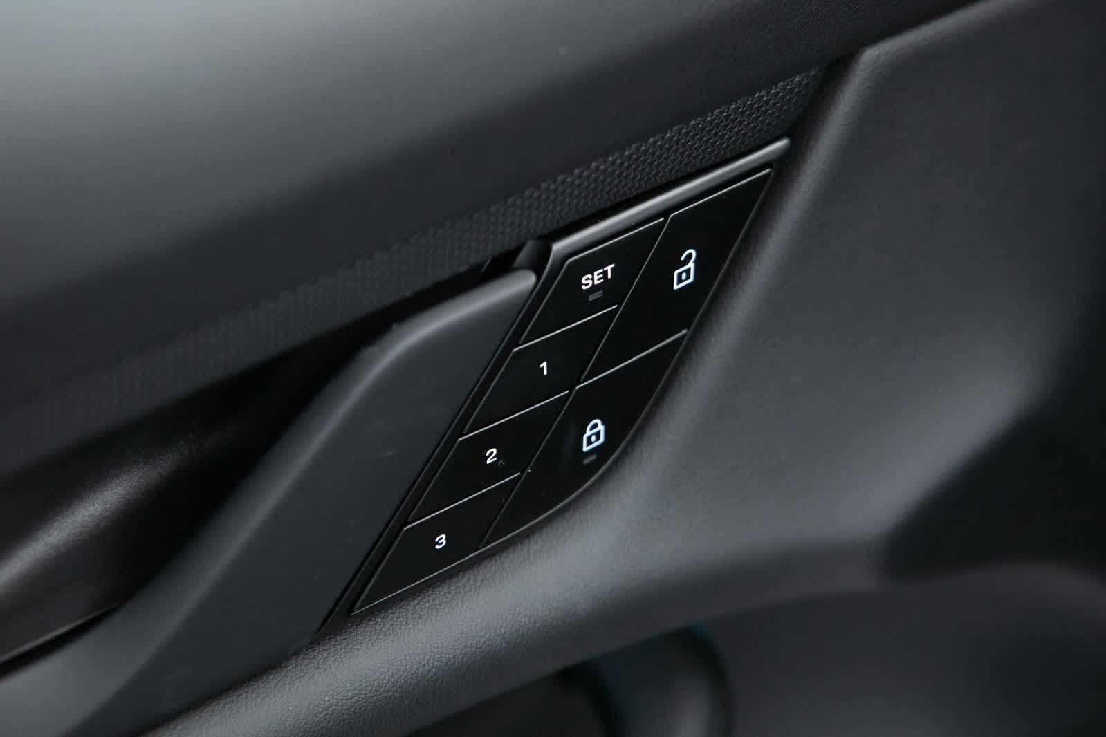 Thumbnail: 2024 Porsche Taycan - 19