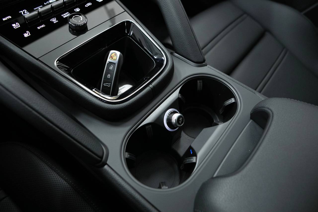 Thumbnail: 2026 Porsche  - 33