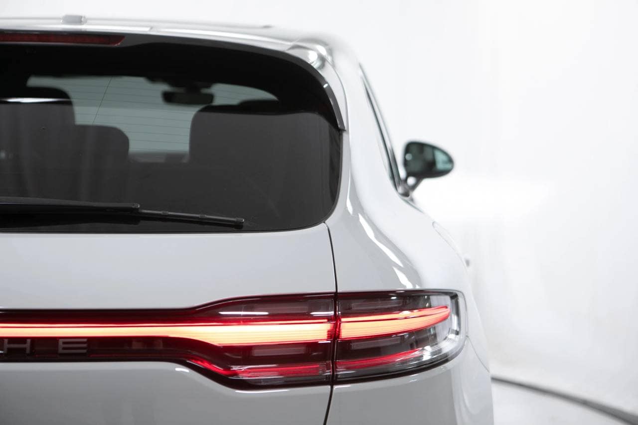 Thumbnail: 2026 Porsche Macan - 18