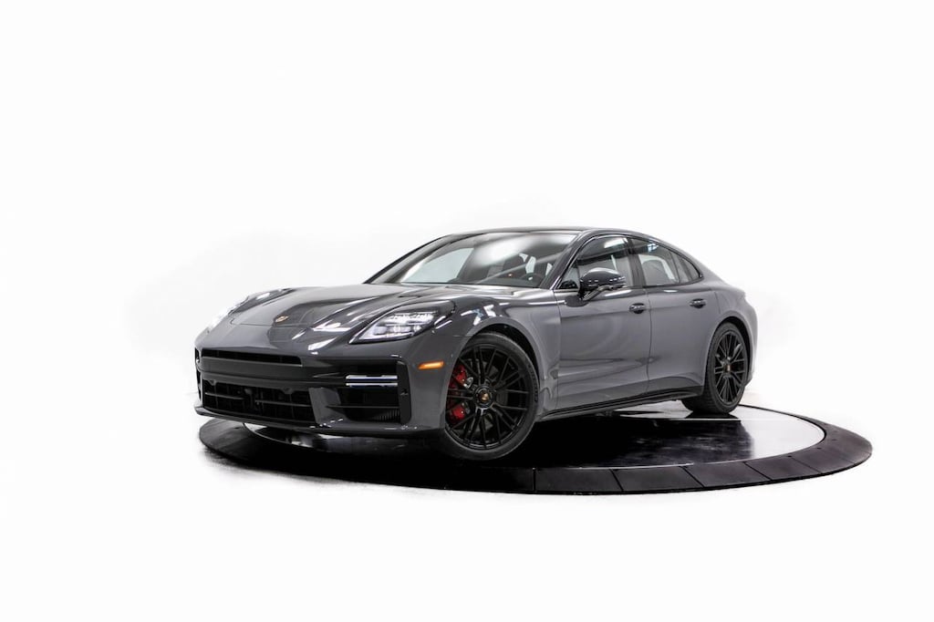 New 2026 Porsche Panamera GTS
