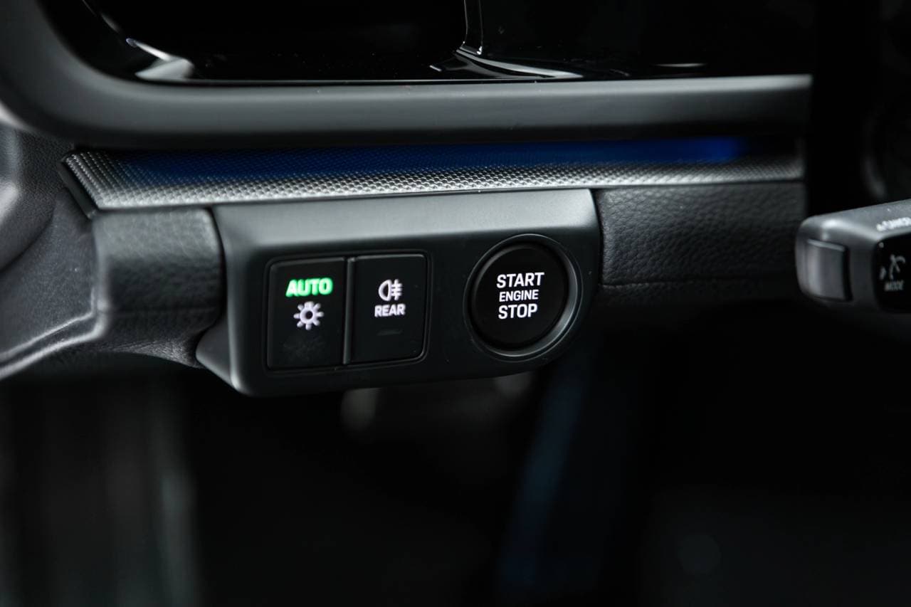 Thumbnail: 2026 Porsche Panamera - 27