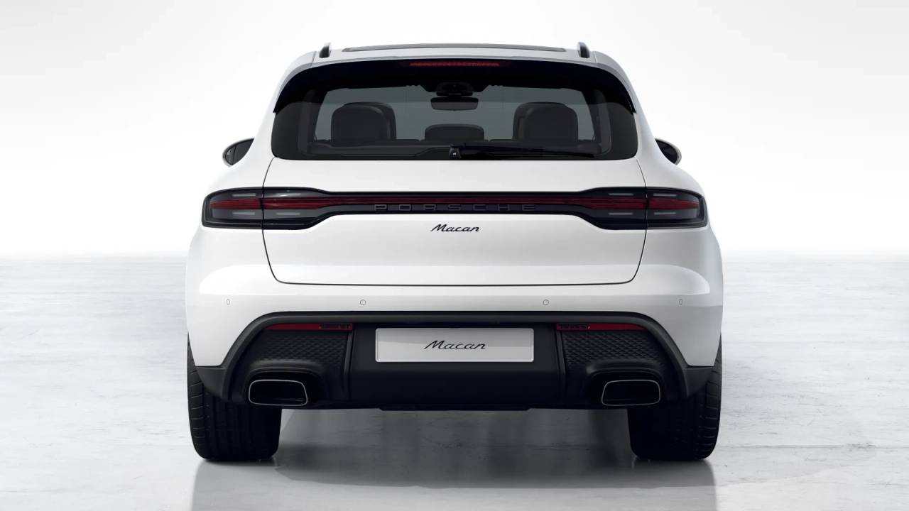 Thumbnail: 2026 Porsche Macan - 8
