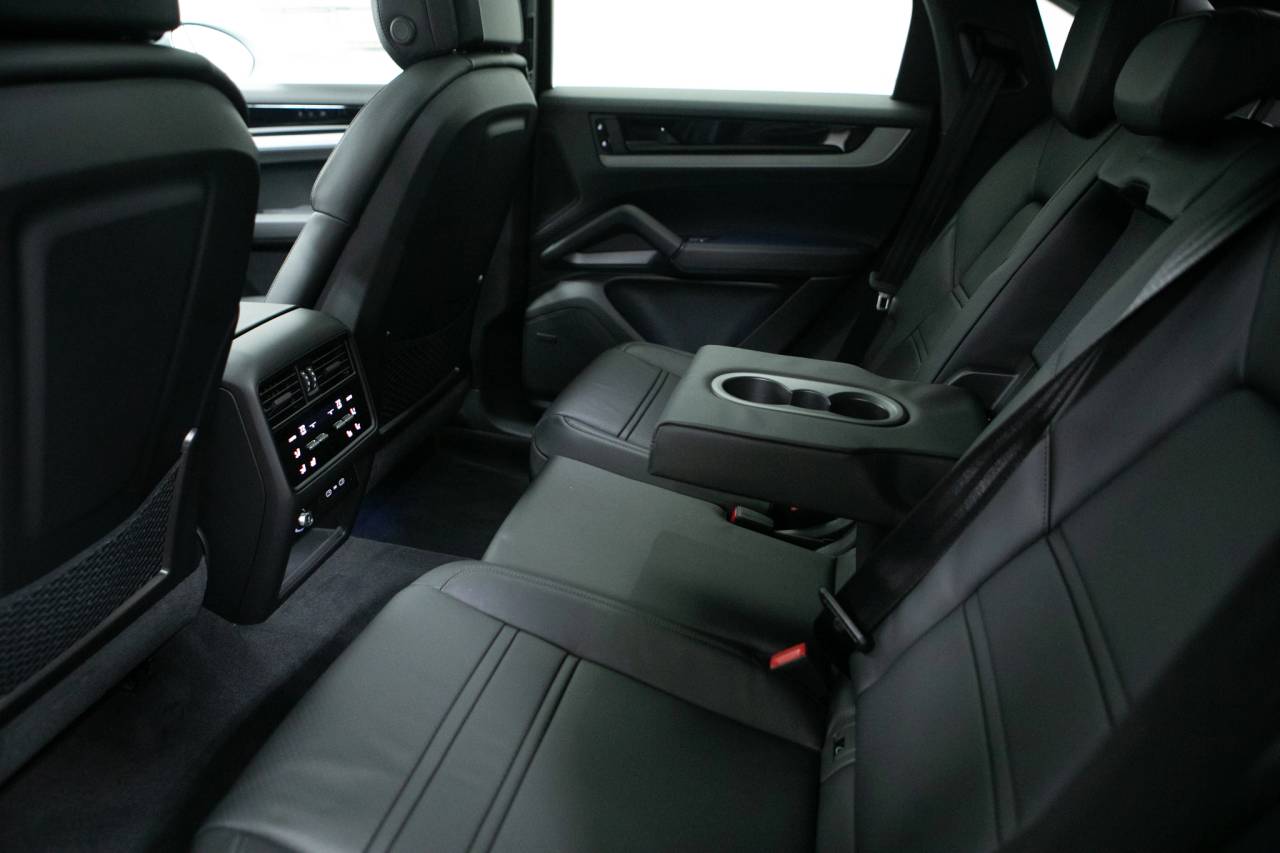 Thumbnail: 2026 Porsche  - 34