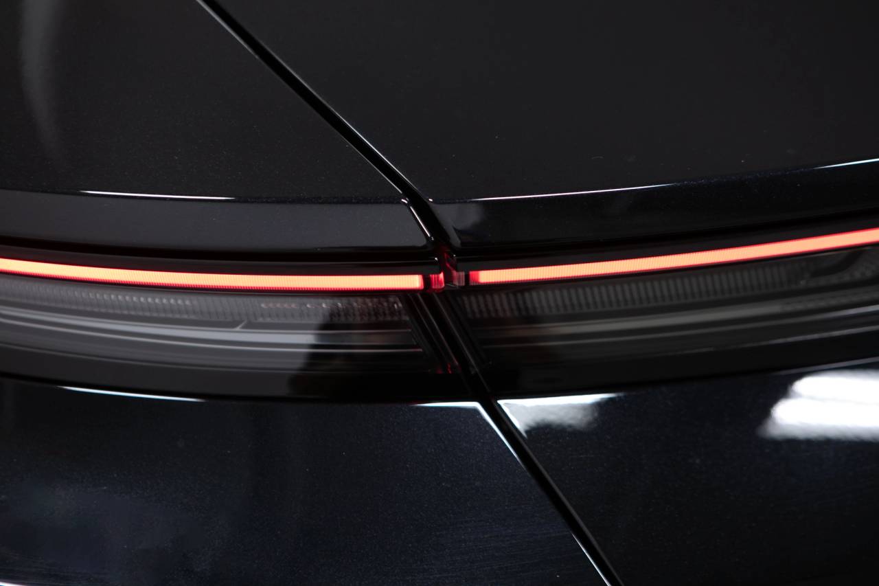 Thumbnail: 2026 Porsche Taycan - 16