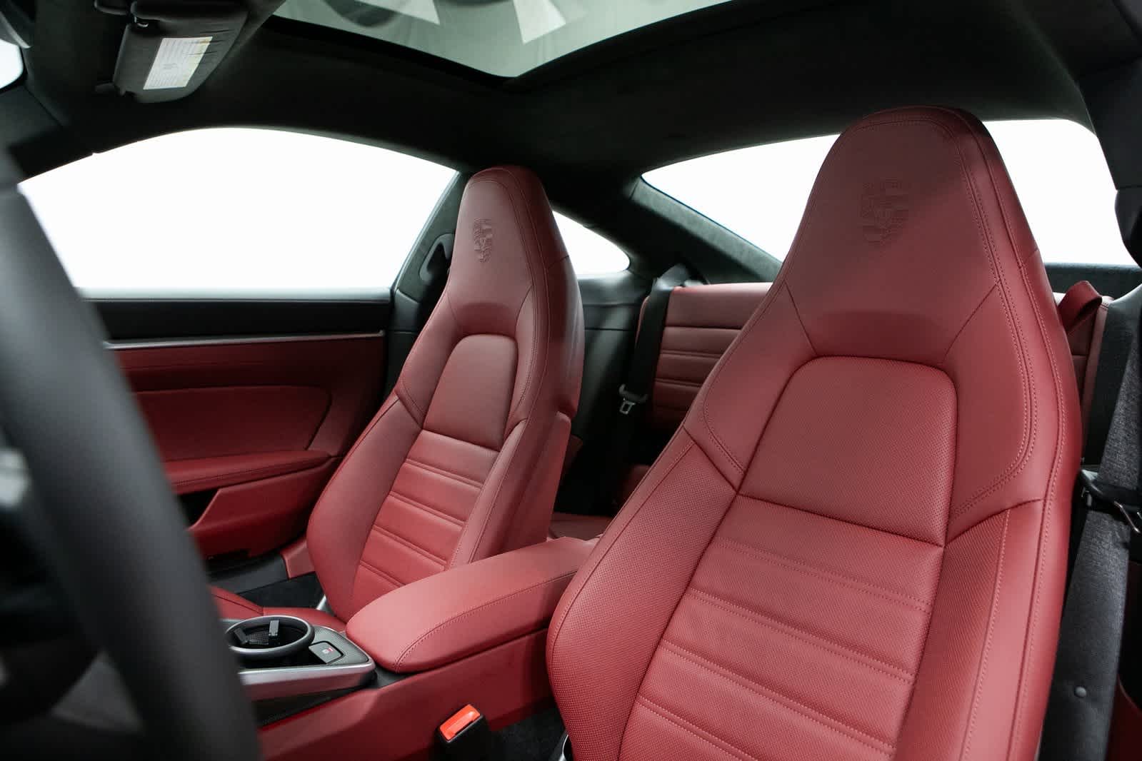 Thumbnail: 2025 Porsche 911 - 5