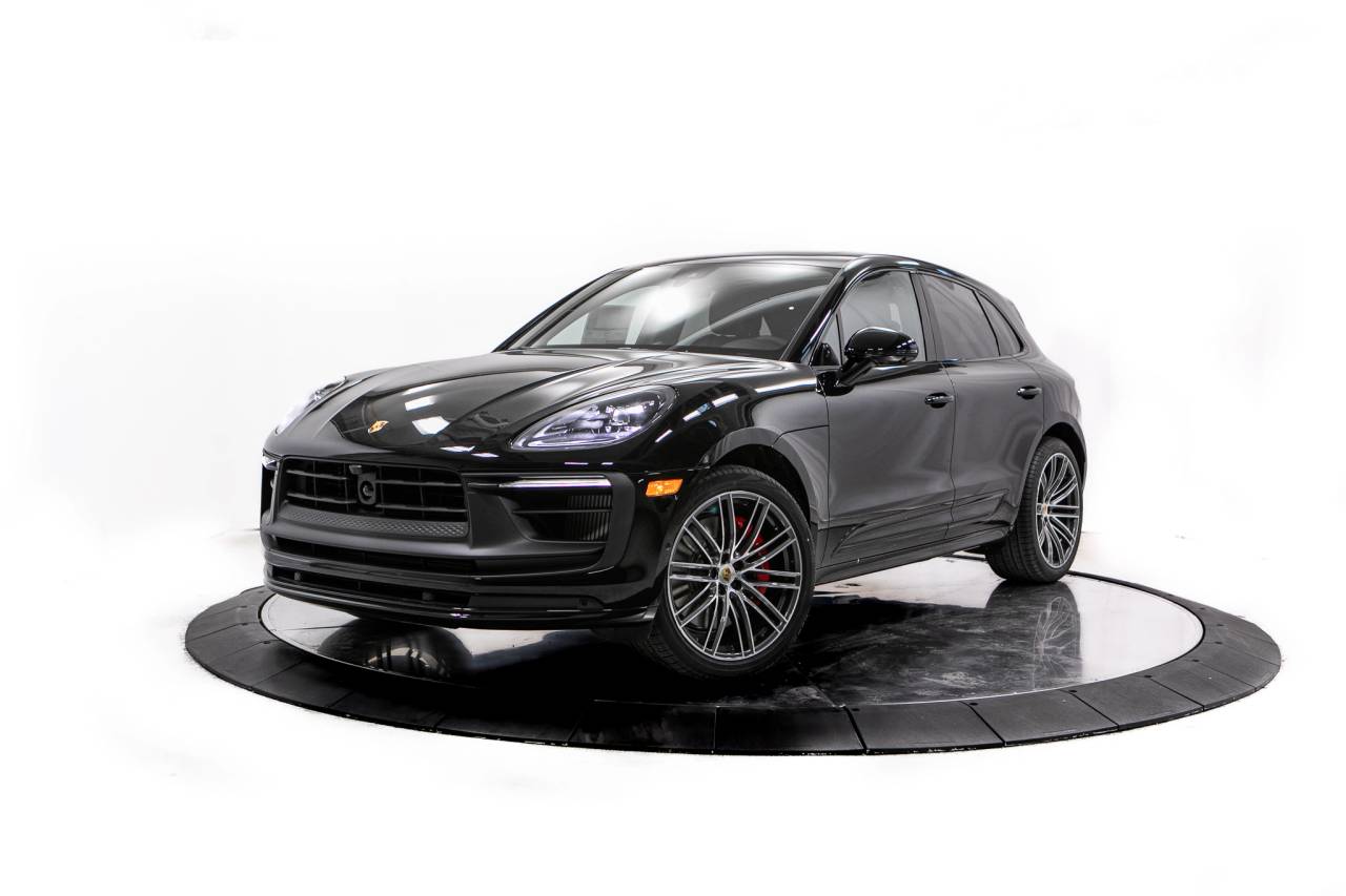 Thumbnail: 2026 Porsche Macan - 1