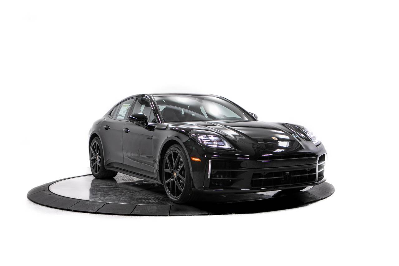 Thumbnail: 2026 Porsche Panamera - 9