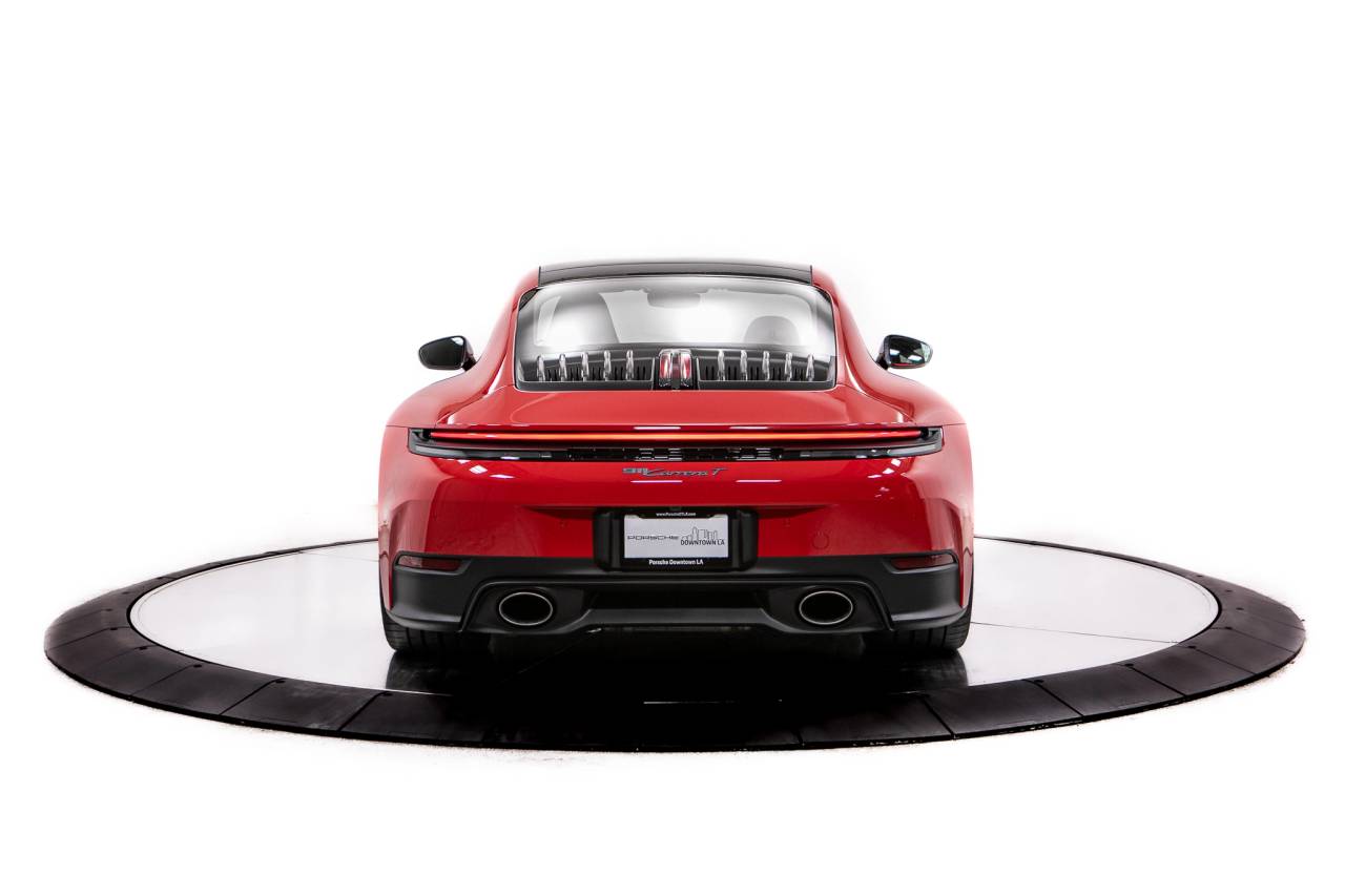 Thumbnail: 2026 Porsche 911 - 6