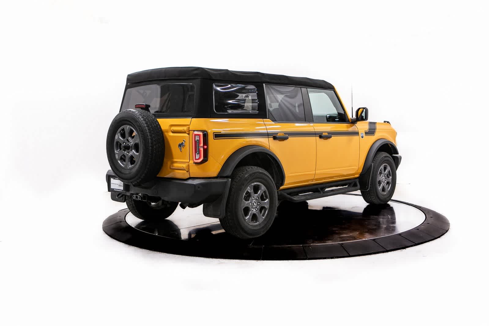 Thumbnail: 2022 Ford Bronco - 7