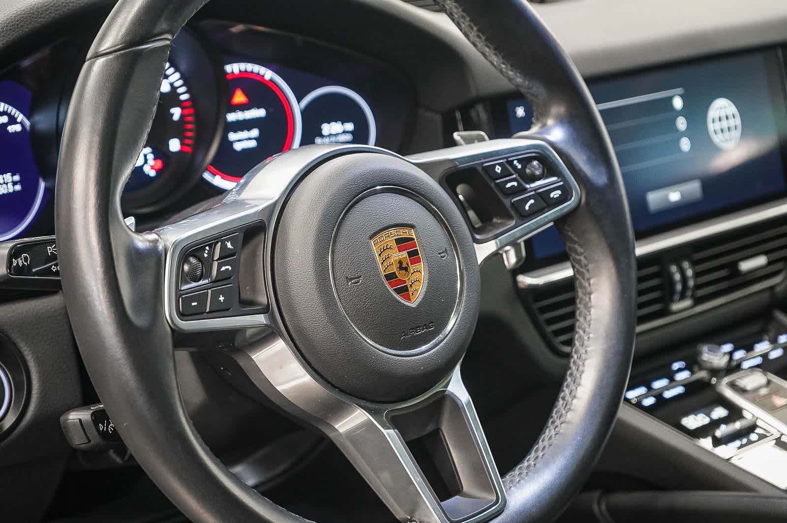 Thumbnail: 2022 Porsche Cayenne - 21