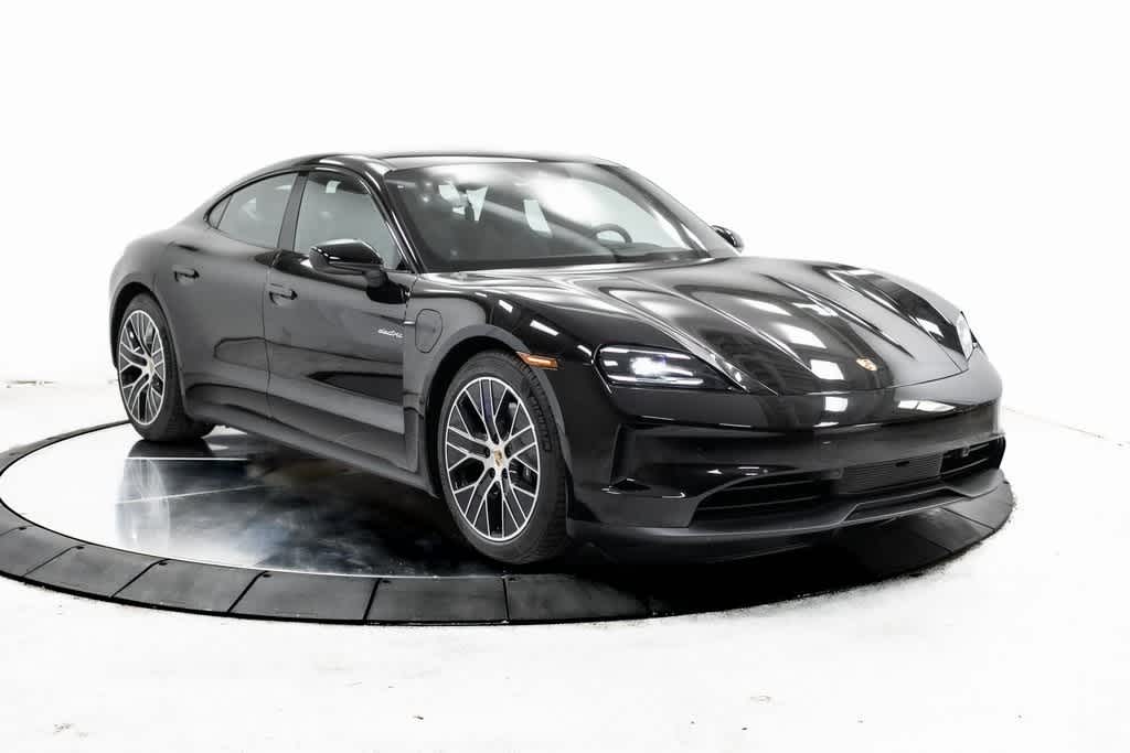 Thumbnail: 2025 Porsche Taycan - 9