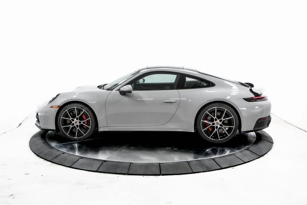 Thumbnail: 2025 Porsche 911 - 2
