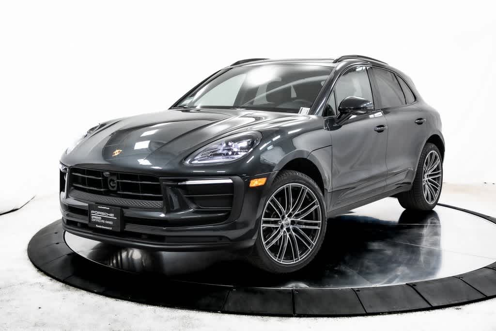 2025 Porsche Macan