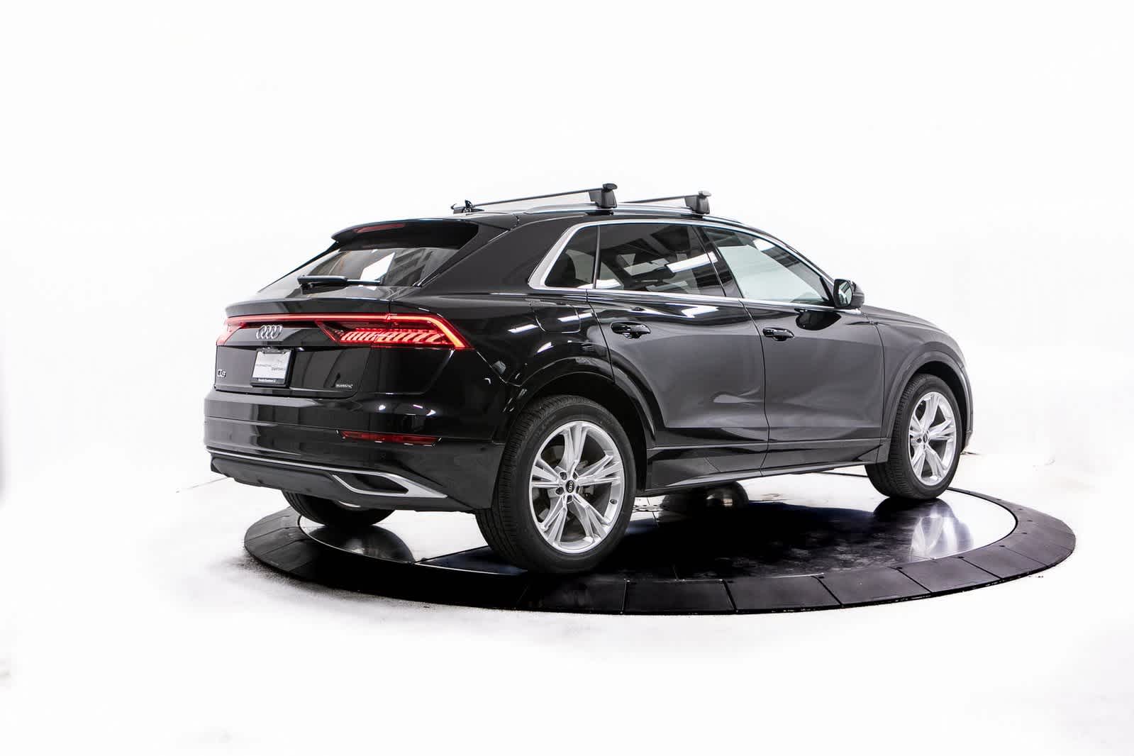 Thumbnail: 2022 Audi Q8 - 7
