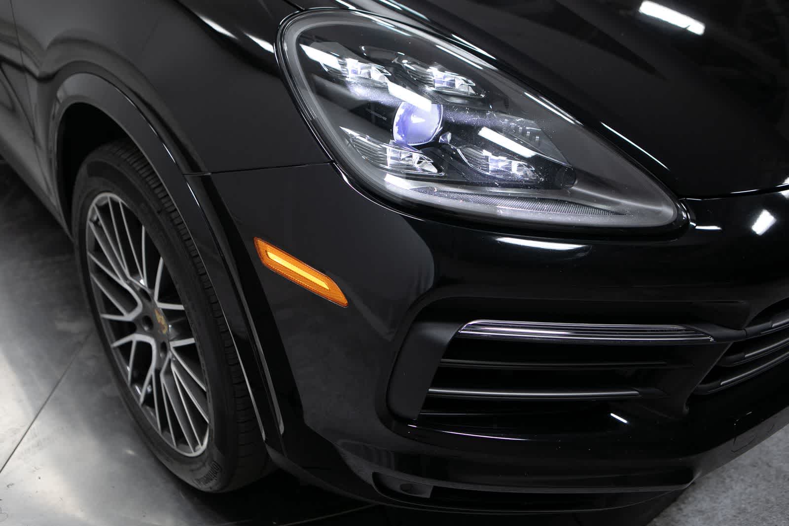 Thumbnail: 2023 Porsche Cayenne - 12