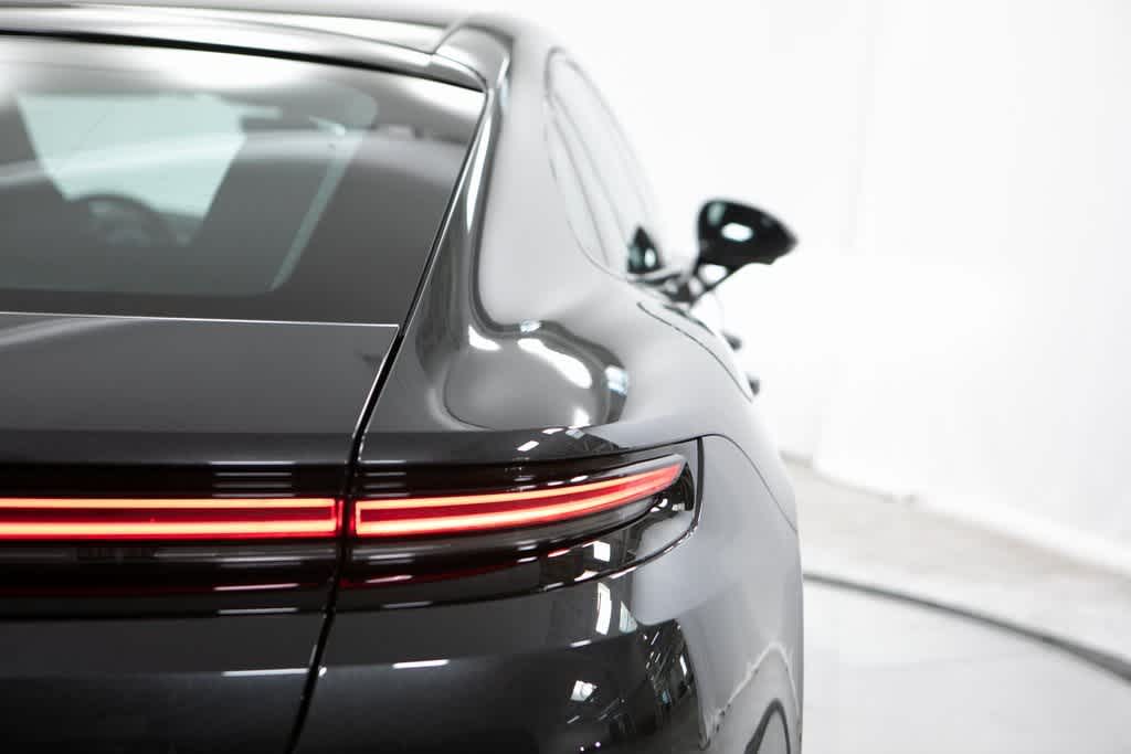 Thumbnail: 2025 Porsche Panamera - 37