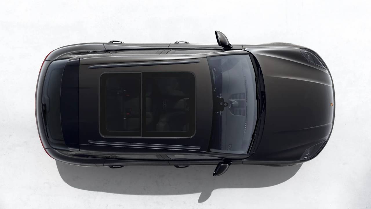 Thumbnail: 2026 Porsche Macan - 5