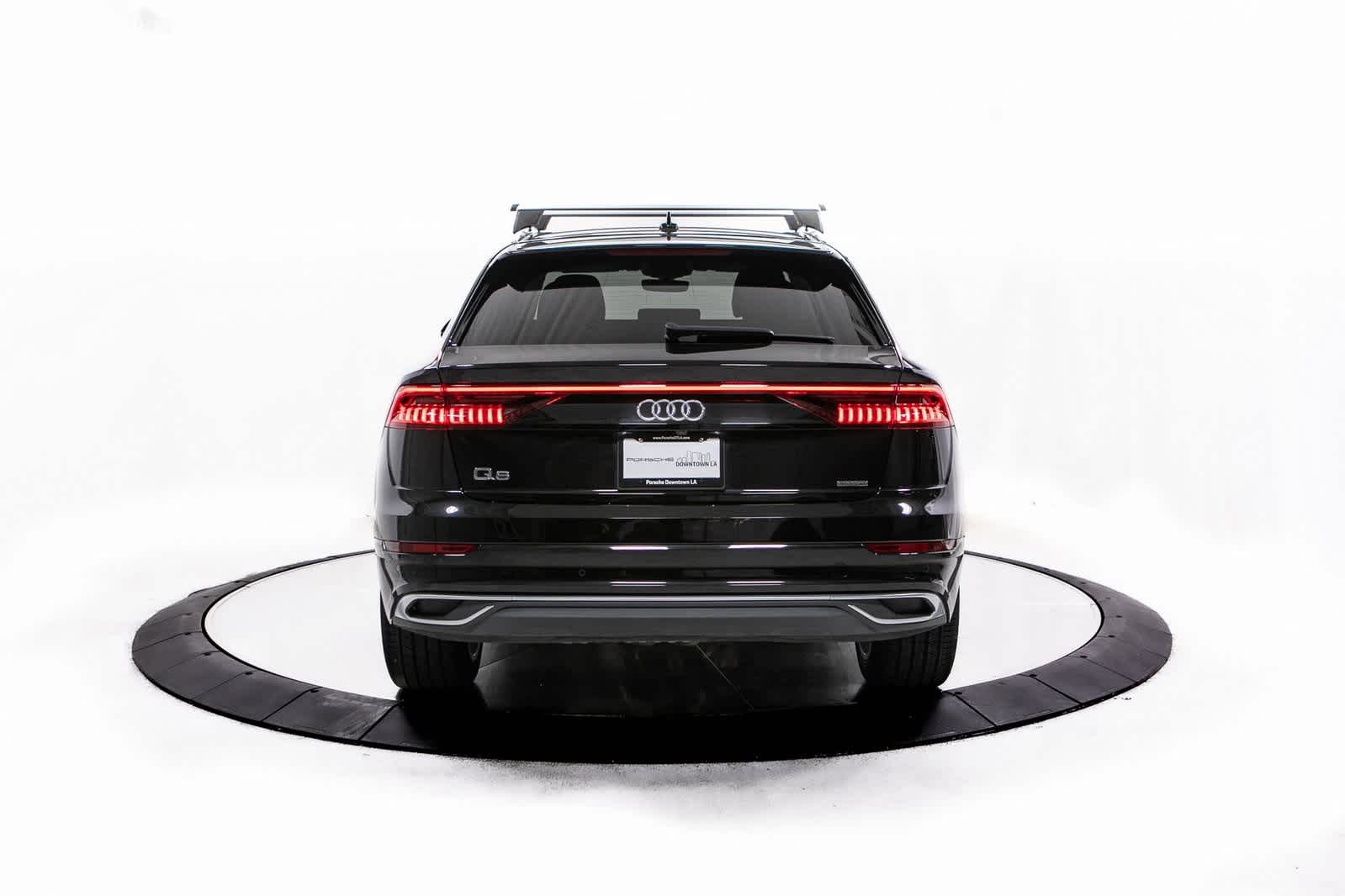 Thumbnail: 2022 Audi Q8 - 6