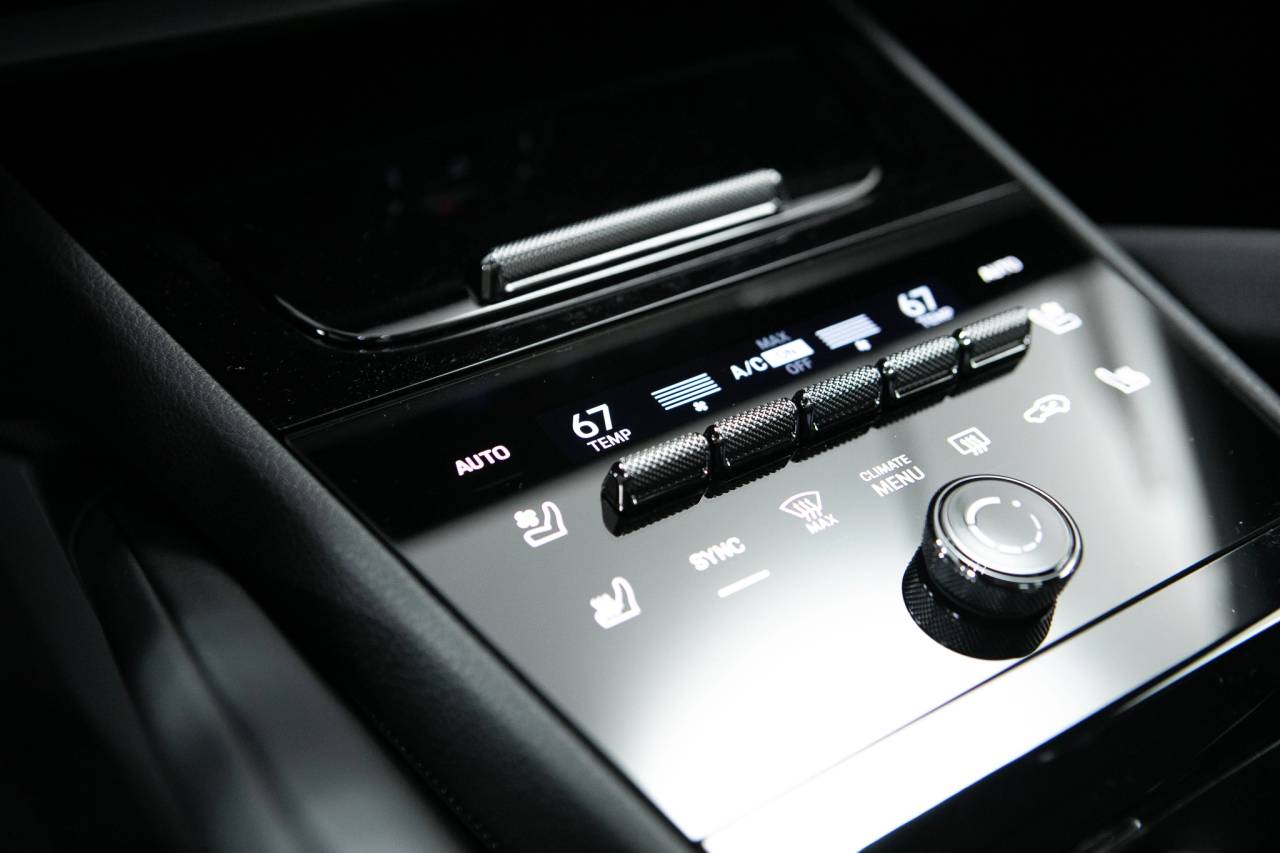 Thumbnail: 2026 Porsche Cayenne - 28