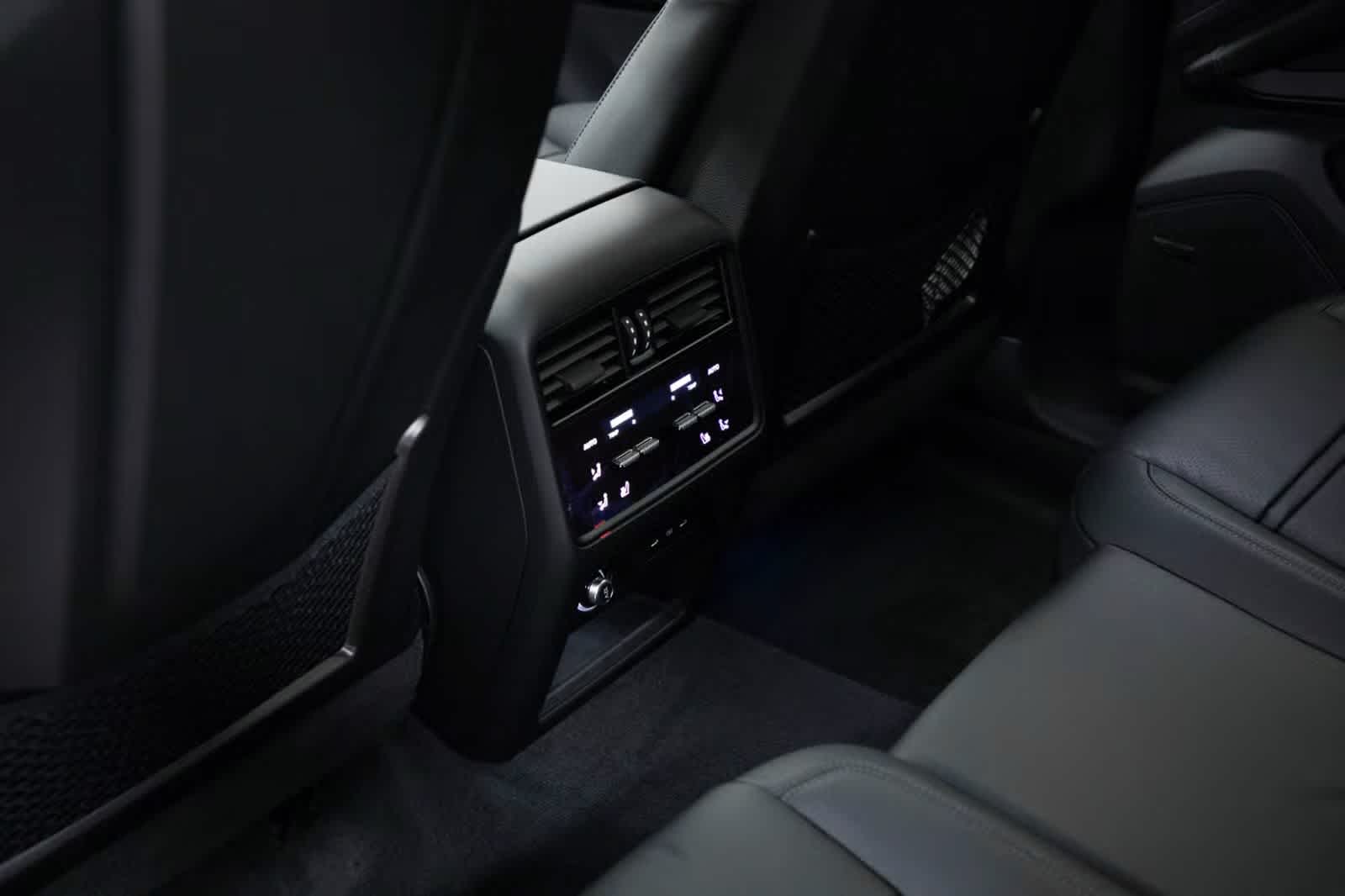 Thumbnail: 2025 Porsche Cayenne - 34