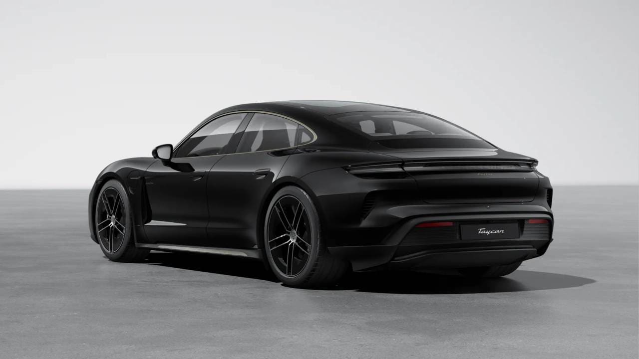Thumbnail: 2026 Porsche Taycan - 3