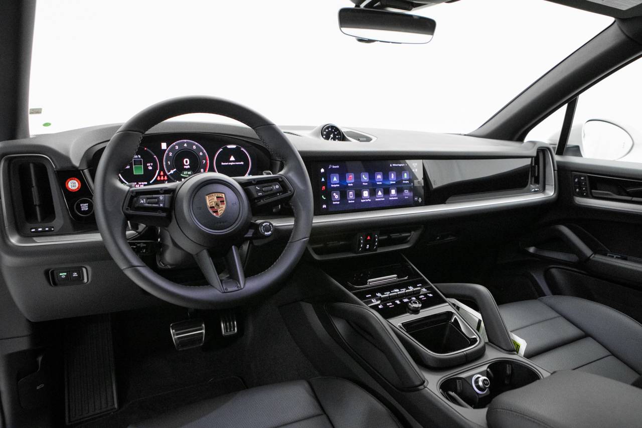 Thumbnail: 2026 Porsche Cayenne - 19