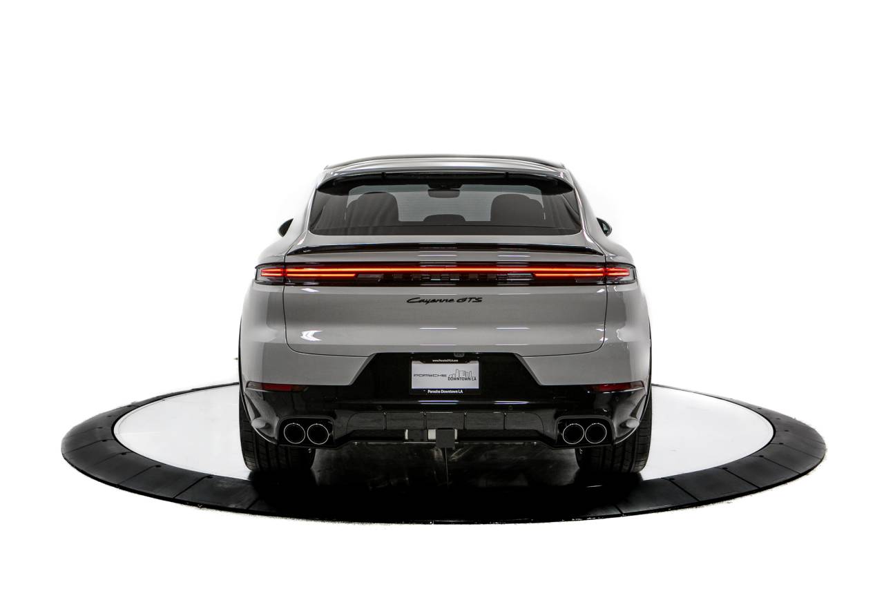 Thumbnail: 2026 Porsche  - 6