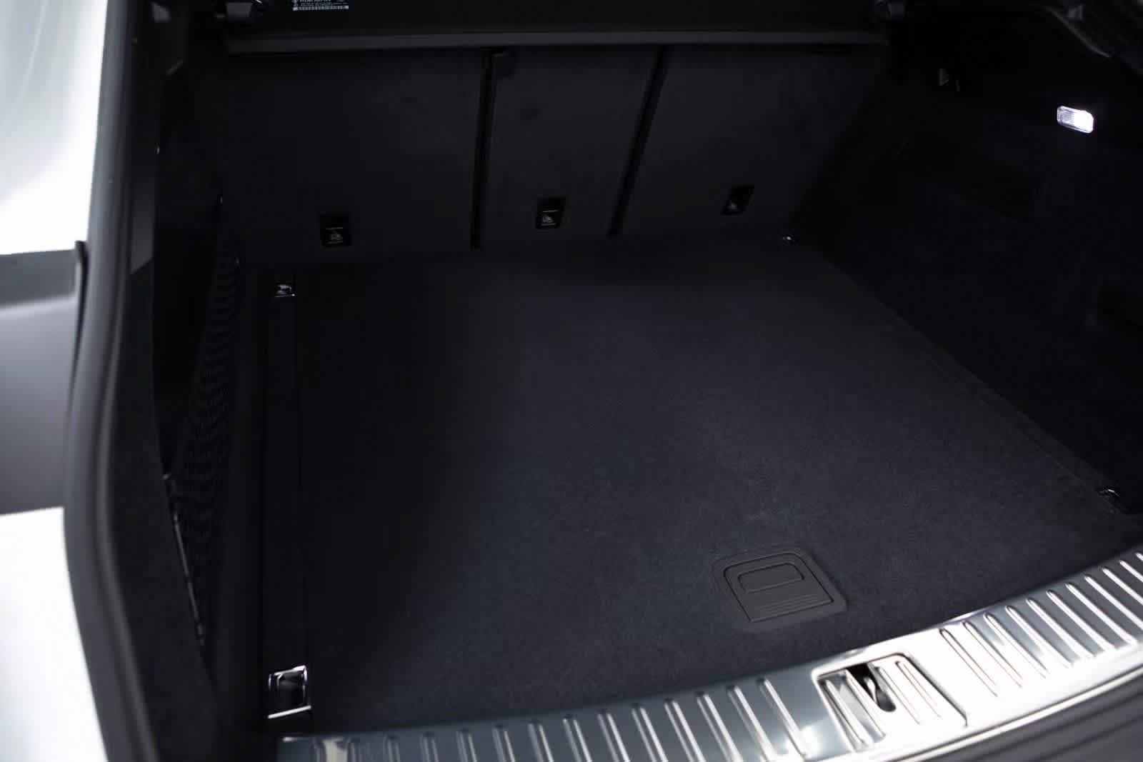 Thumbnail: 2025 Porsche Cayenne - 33