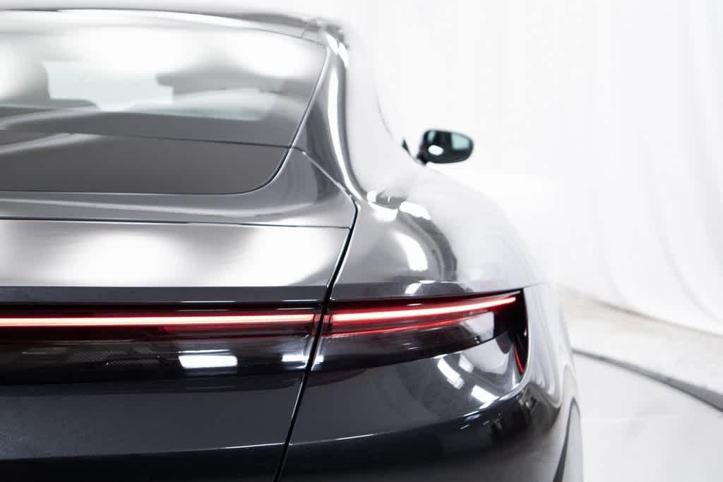 Thumbnail: 2022 Porsche Taycan - 36
