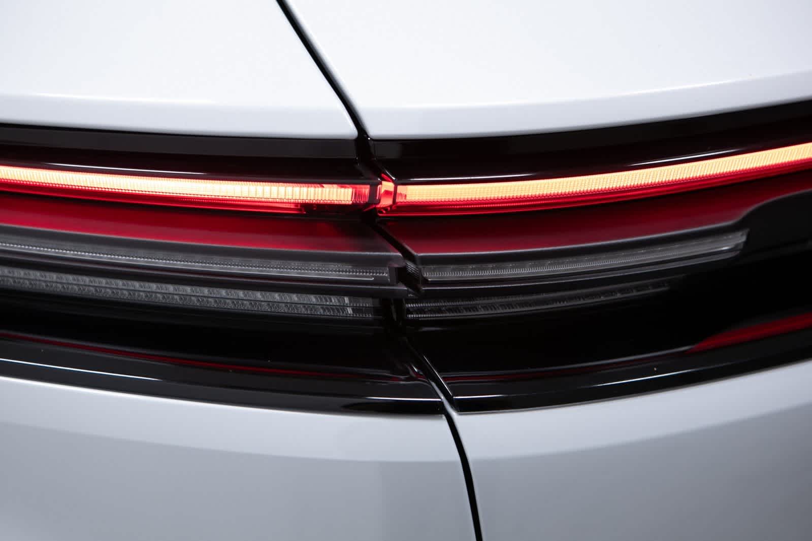 Thumbnail: 2025 Porsche Macan - 34