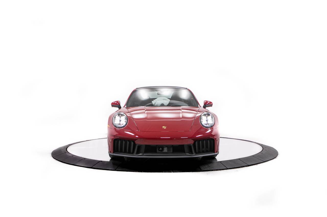 Thumbnail: 2026 Porsche 911 - 10