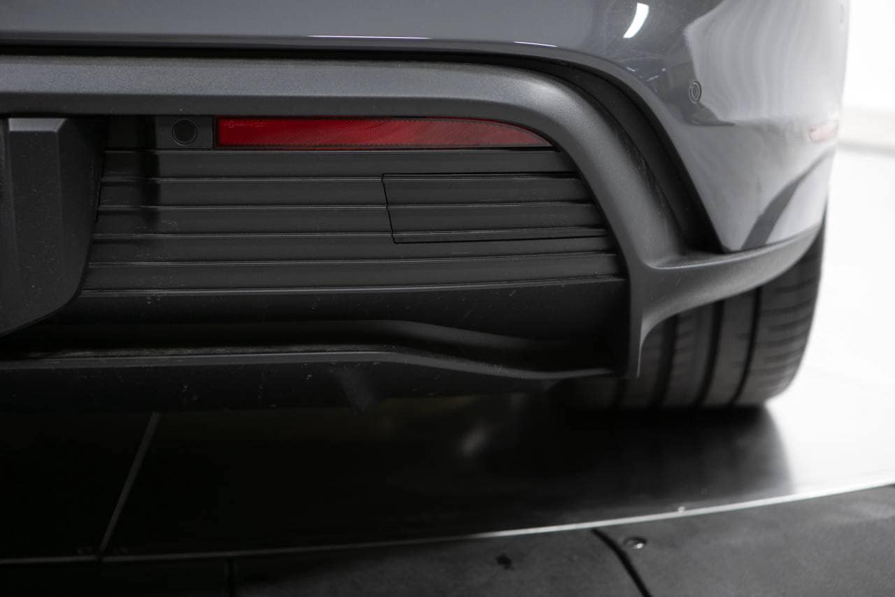 Thumbnail: 2025 Porsche Taycan - 19