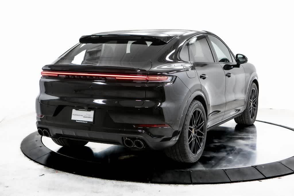 Thumbnail: 2025 Porsche  - 7