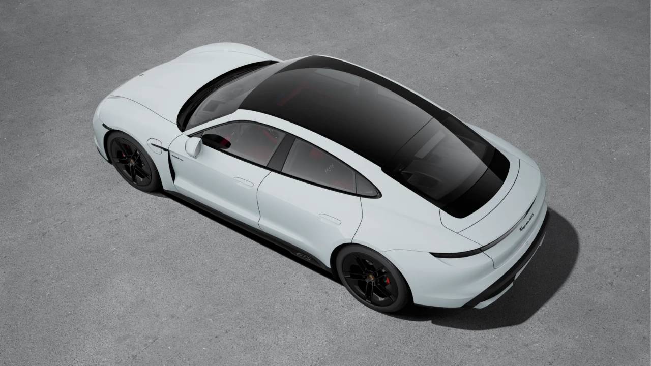 2026 Porsche Taycan GTS photo 4