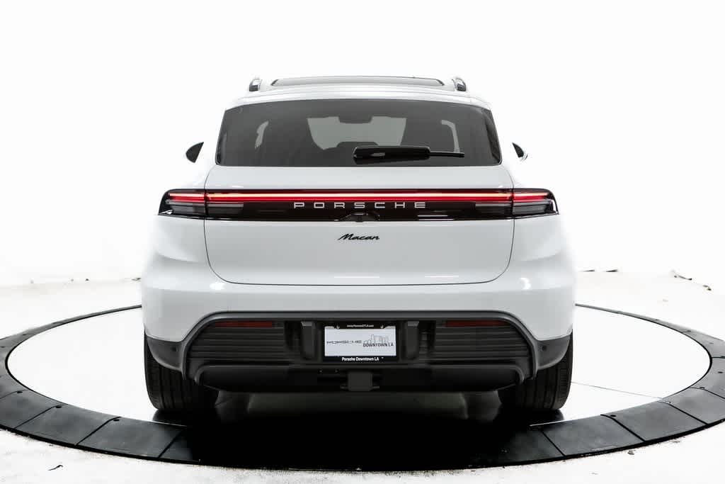Thumbnail: 2025 Porsche Macan - 6