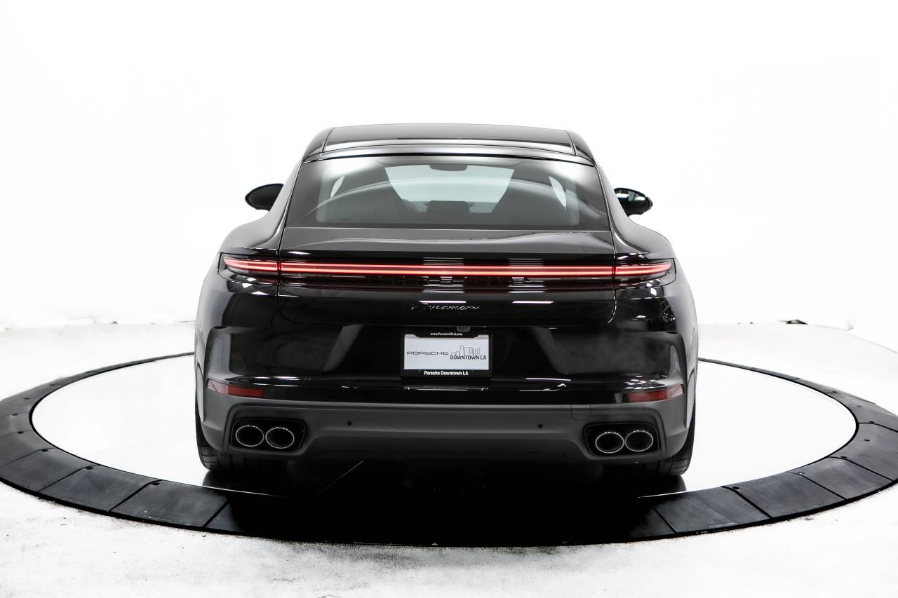 Thumbnail: 2025 Porsche Panamera - 4