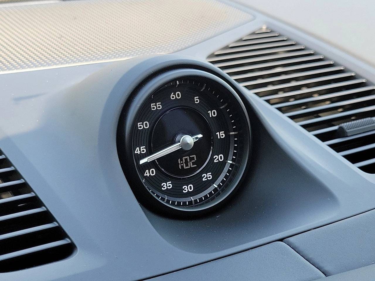 Thumbnail: 2026 Porsche Cayenne - 20