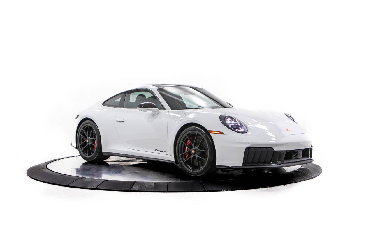 Thumbnail: 2026 Porsche 911 - 9