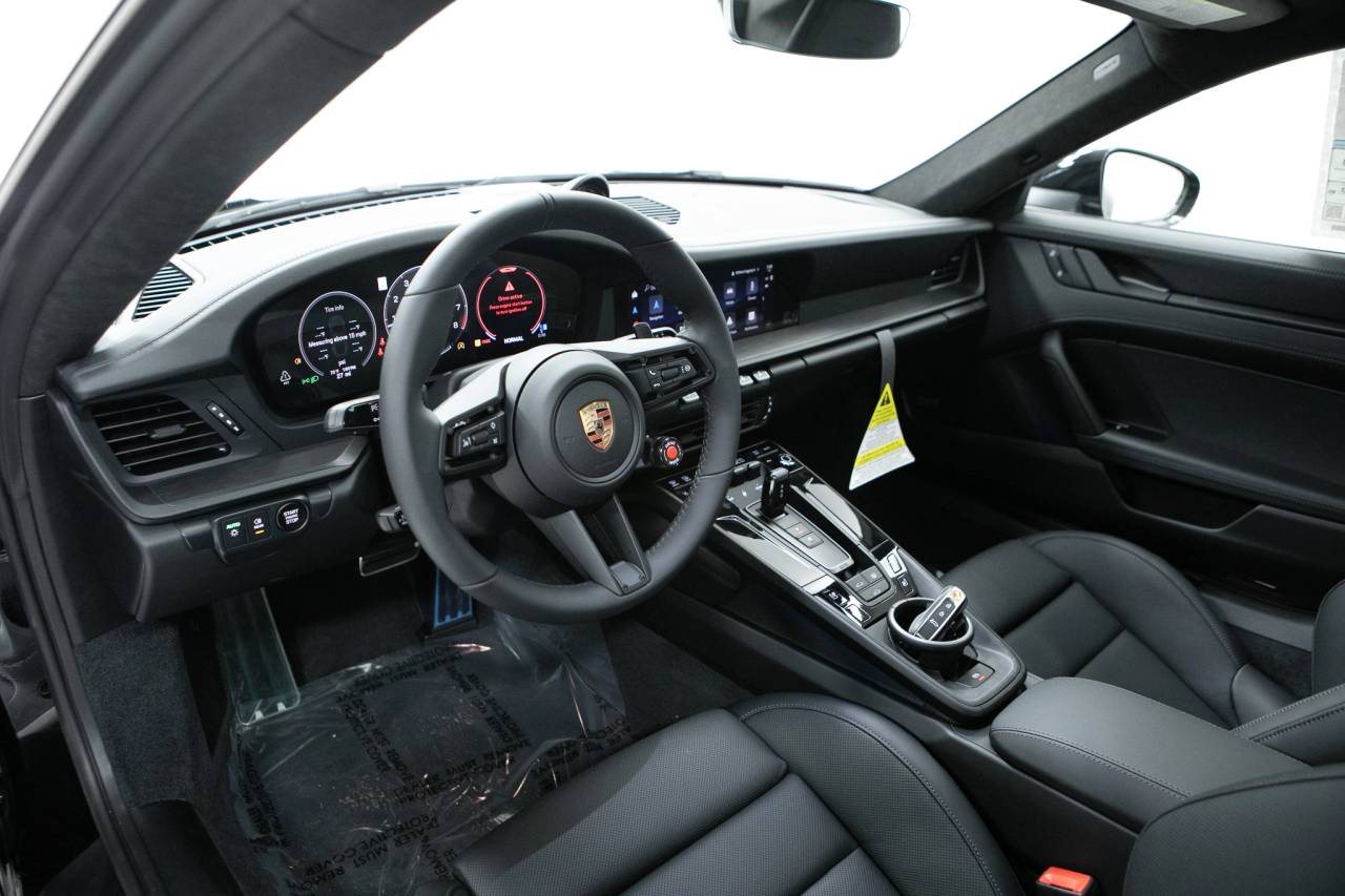 Thumbnail: 2026 Porsche 911 - 4