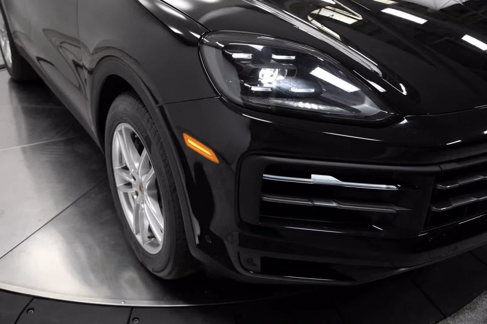 Thumbnail: 2025 Porsche Cayenne - 12