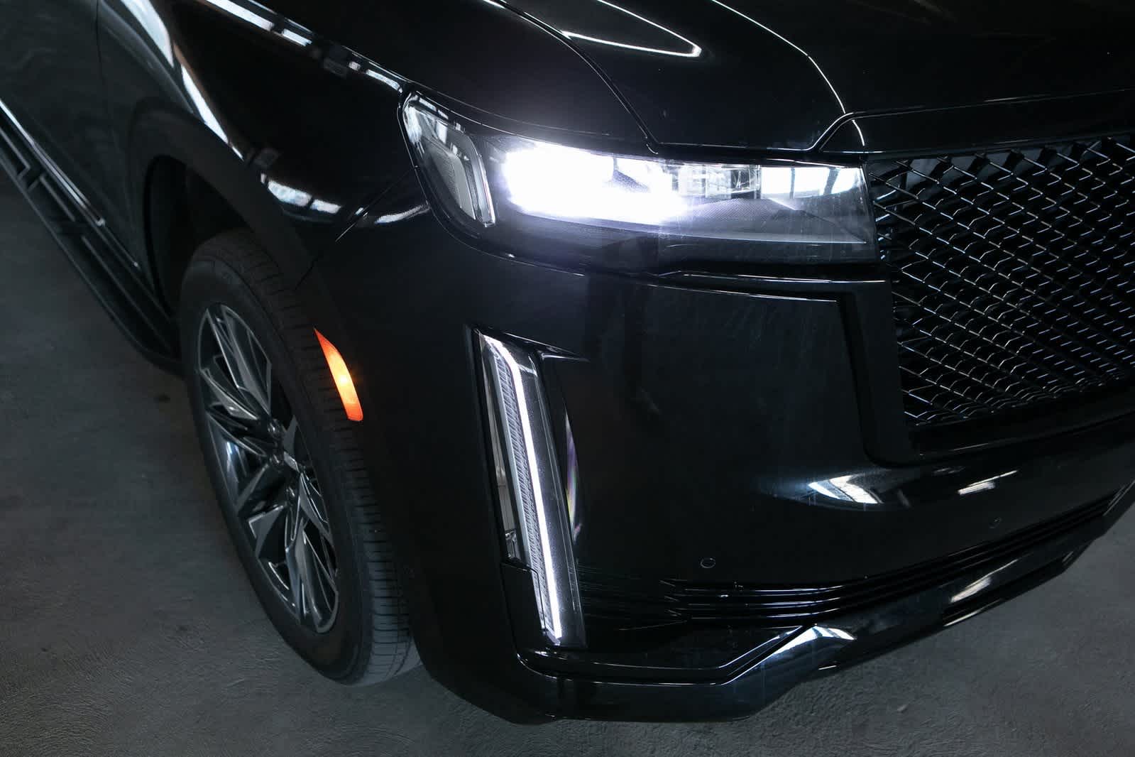 Thumbnail: 2024 Cadillac Escalade - 12