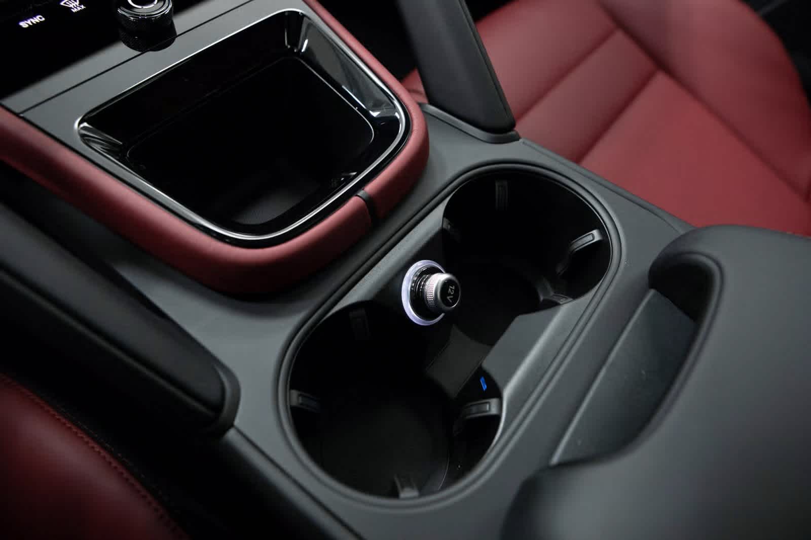 Thumbnail: 2025 Porsche Cayenne - 24