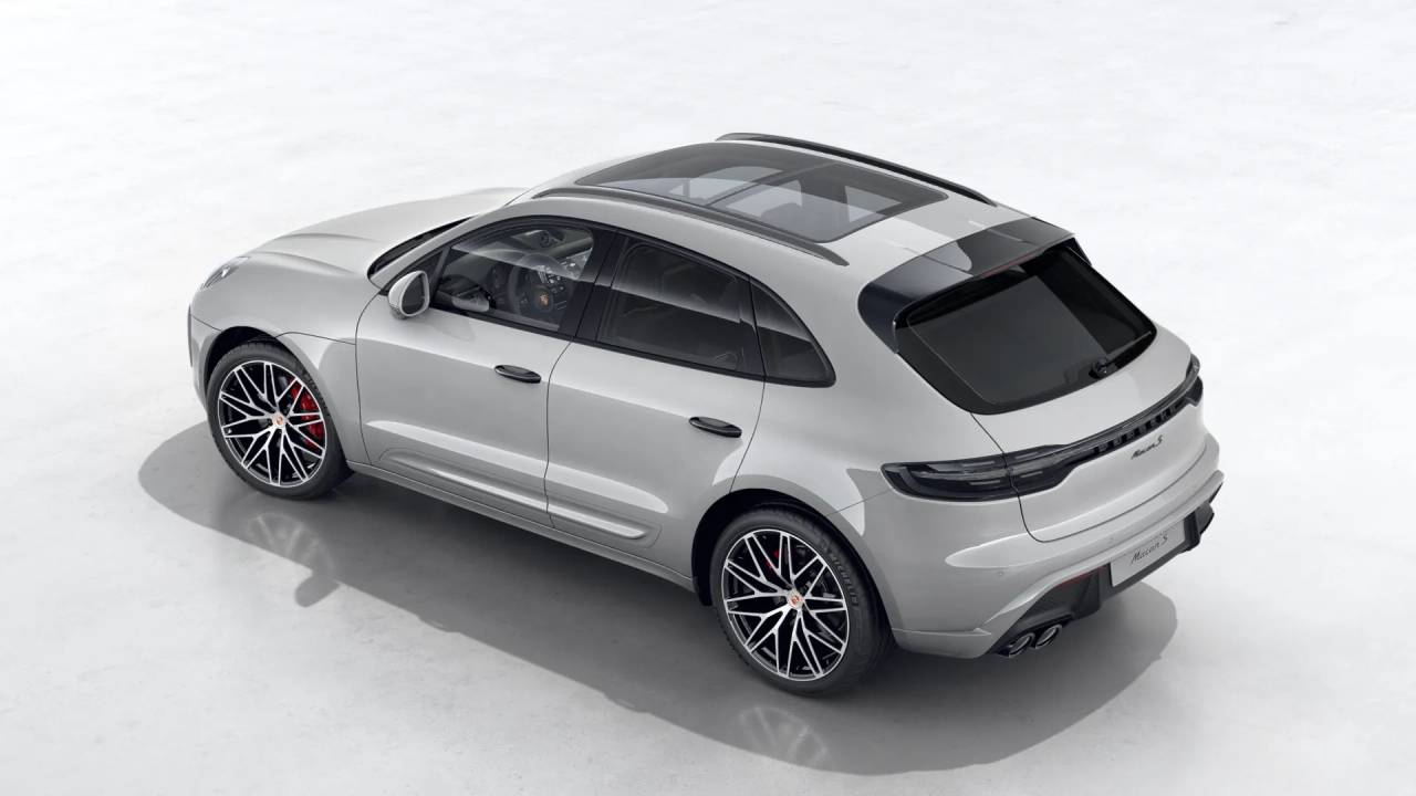 Thumbnail: 2026 Porsche Macan - 4