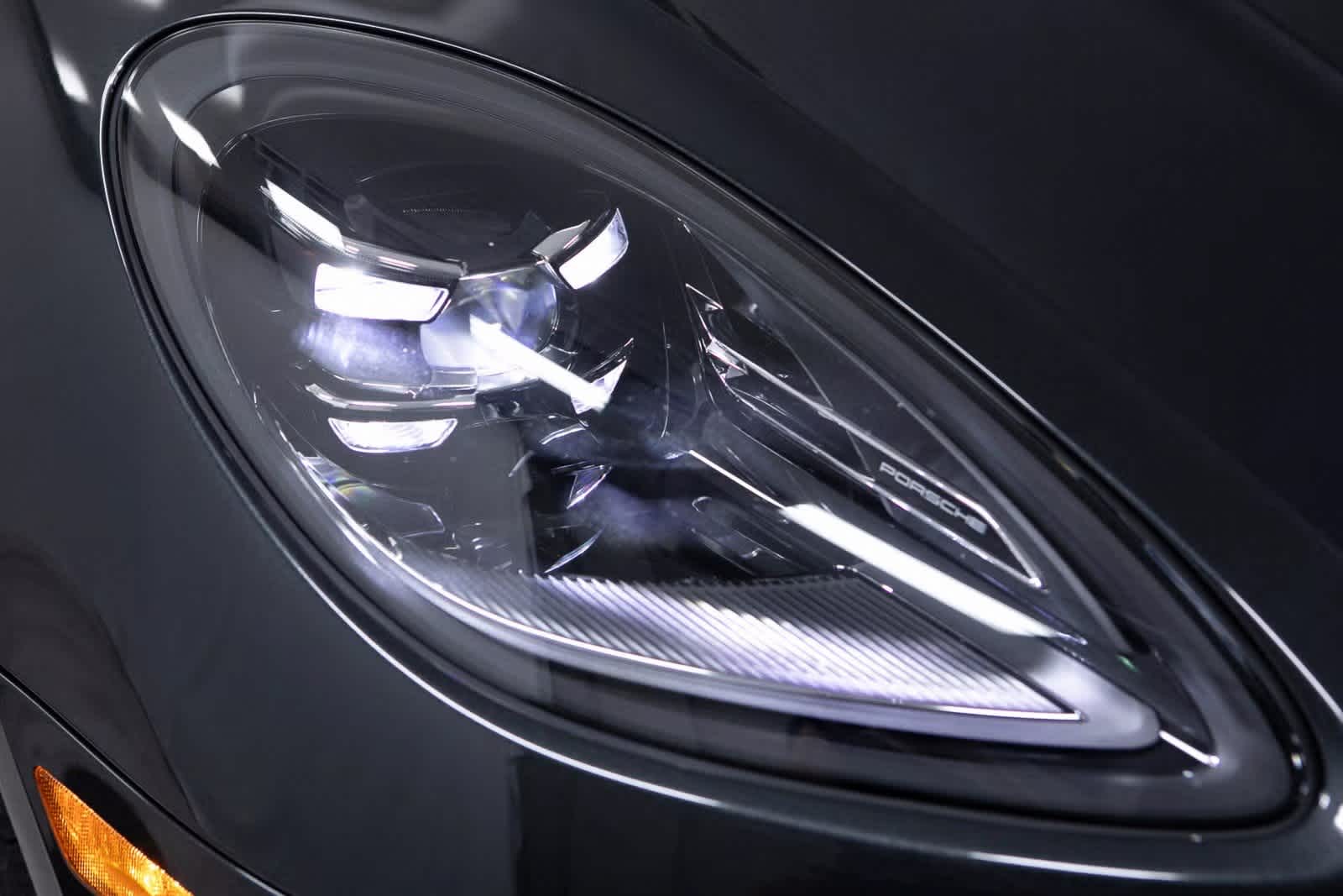 Thumbnail: 2025 Porsche Macan - 33