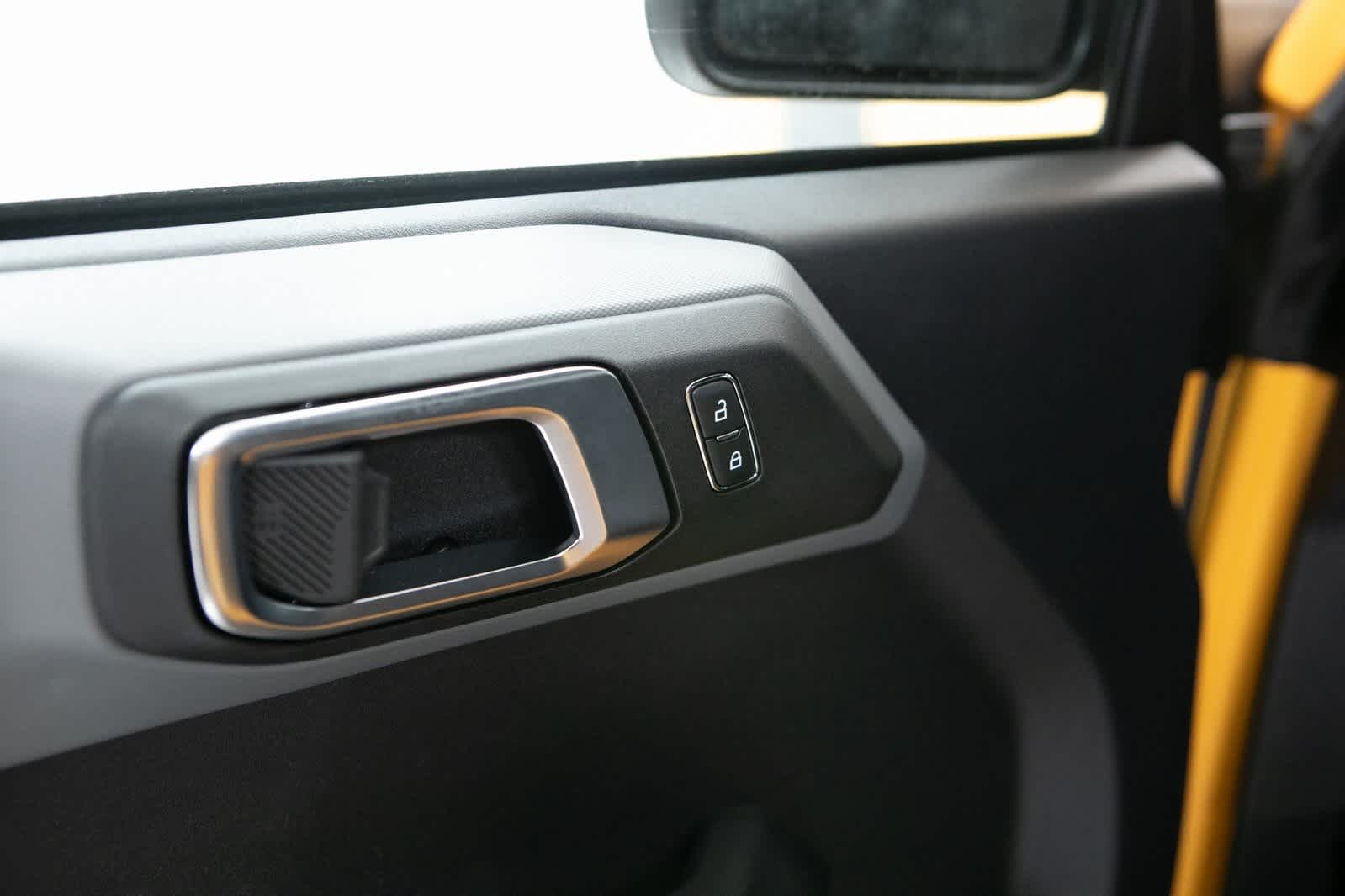 Thumbnail: 2022 Ford Bronco - 17